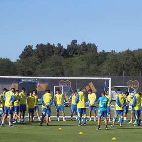 La dupla central de Boca que miran desde Europa y pica en punta para jugar en la altura de Potosí